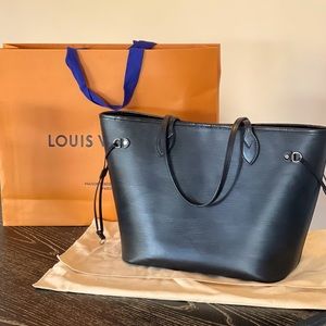 Louis Vuitton Neverfull MM Epi Leather 🚨